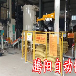 想要投資低還要實(shí)現(xiàn)自動化就用立柱碼垛機(jī)