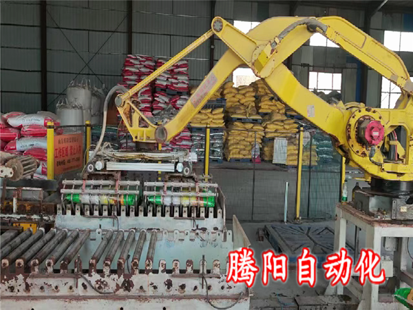 水泥碼垛機器人建材生產(chǎn)新模式